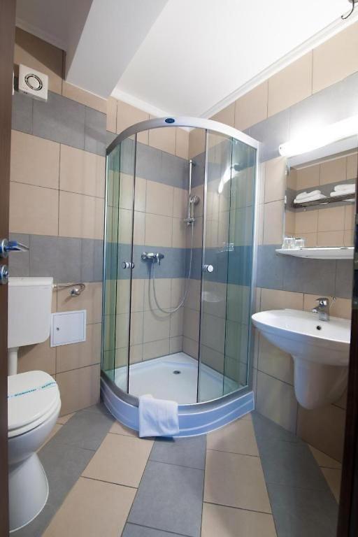 אראד Hotel Ana מראה חיצוני תמונה